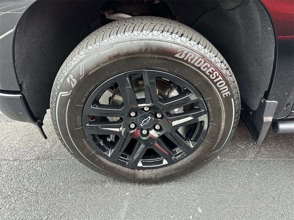 Used 2025 Chevrolet Silverado 1500 Custom image 10