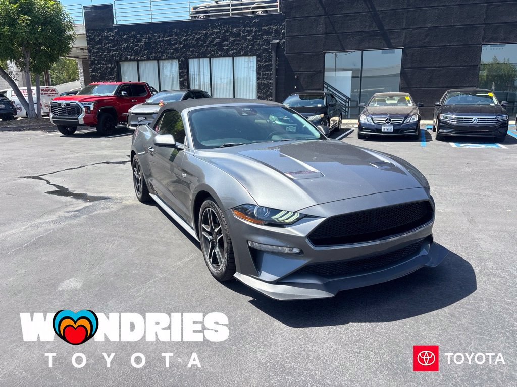 Used 2021 Ford Mustang Premium RWD image 1