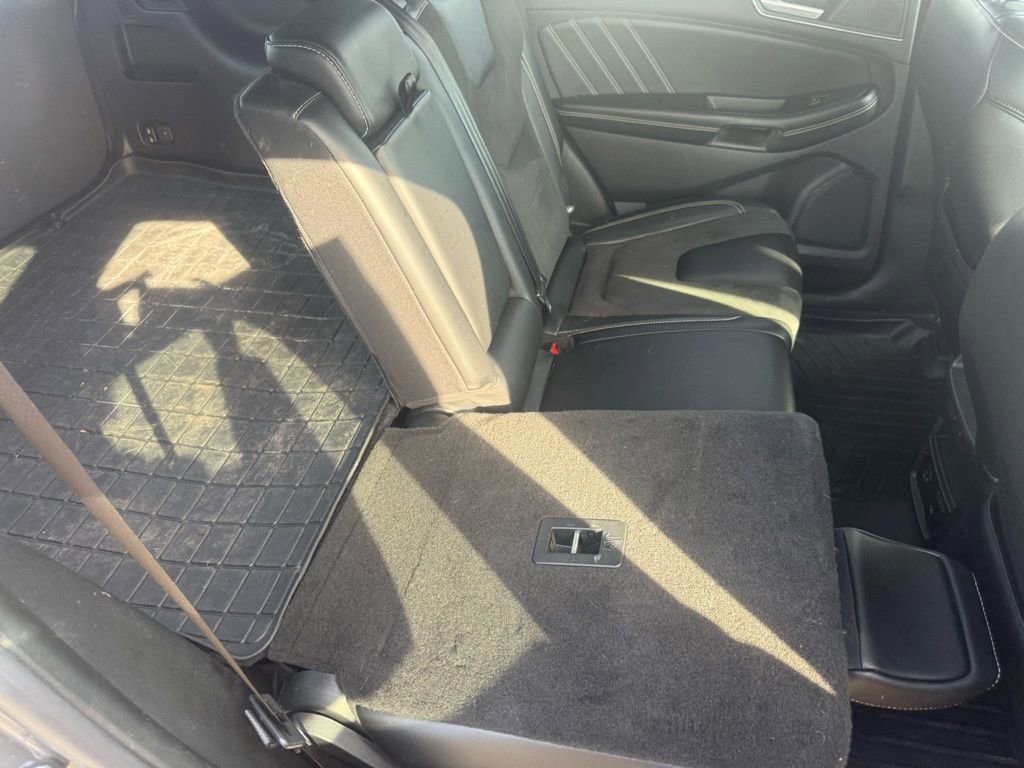 Used 2022 Ford Edge ST w/ Equipment Group 401A image 20