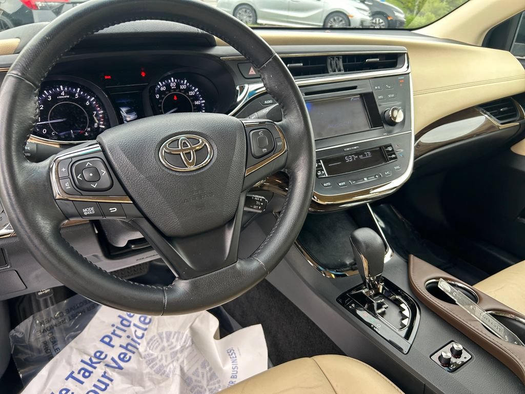 Used 2014 Toyota Avalon XLE FWD image 11