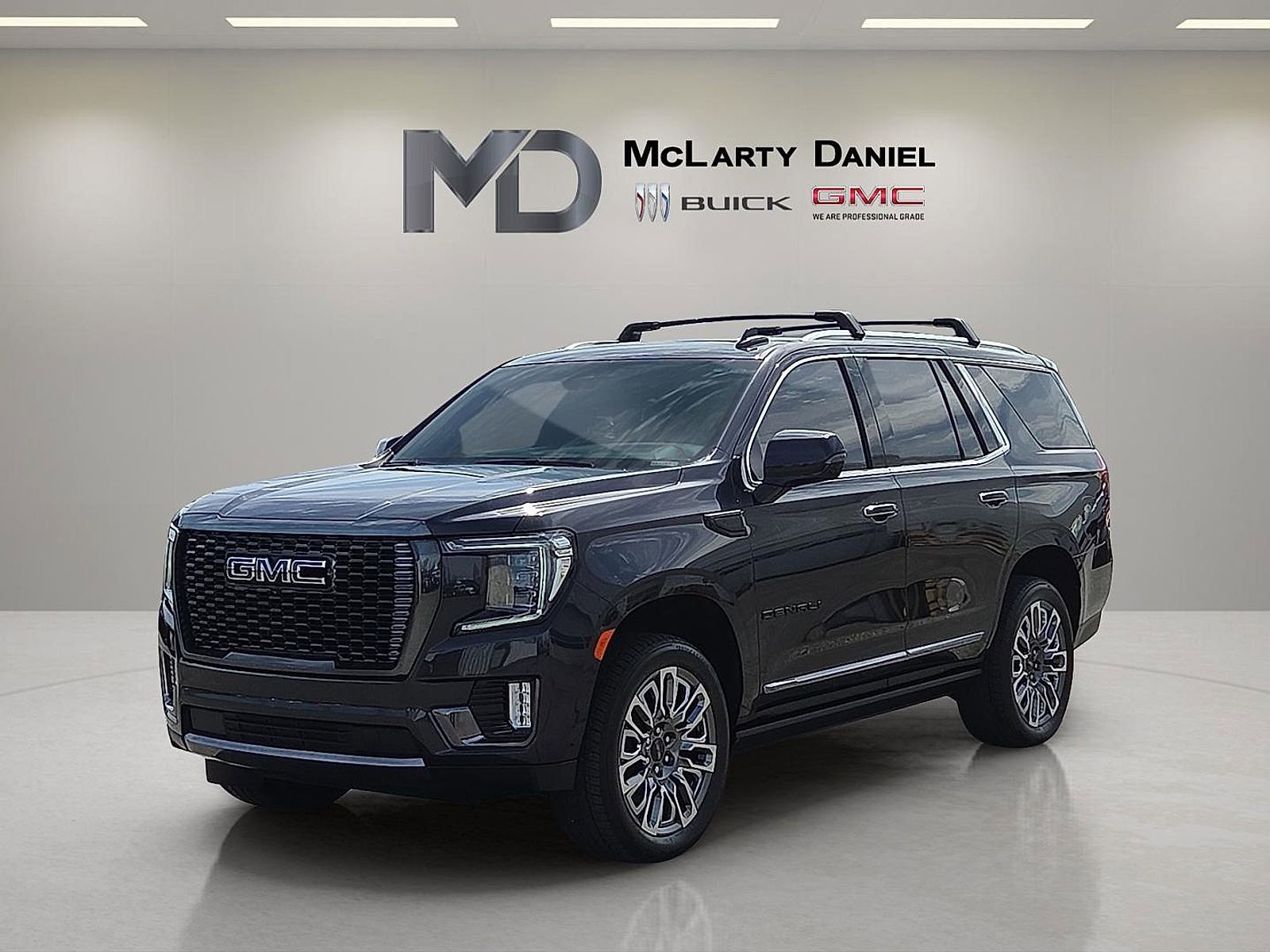 Certified 2023 GMC Yukon Denali Ultimate image 2