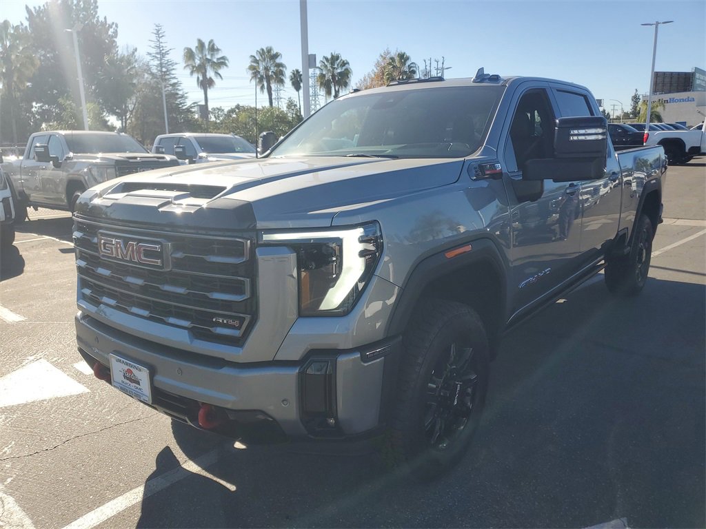 New 2026 GMC Sierra 2500 AT4 image 2