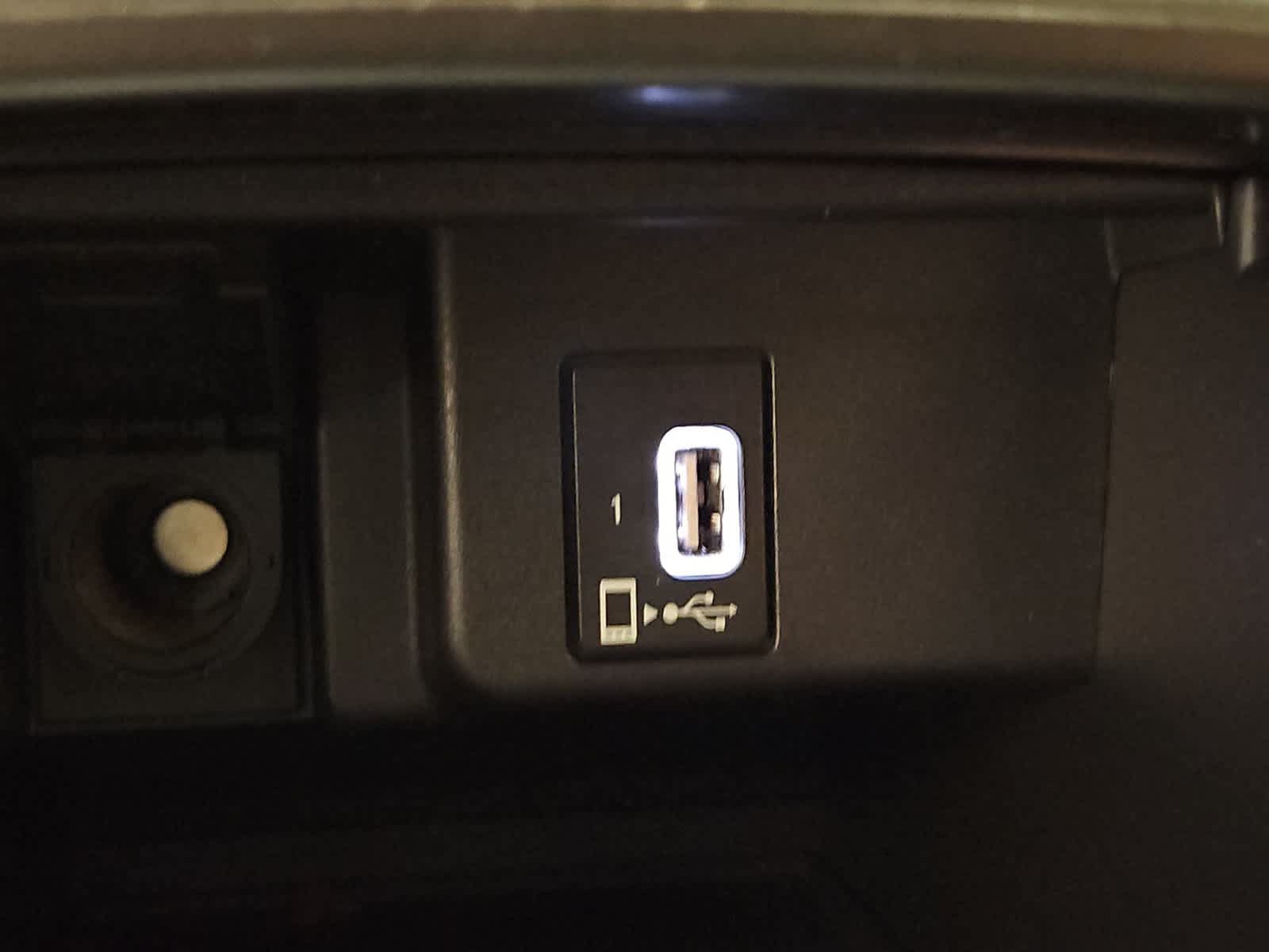 Used 2018 Honda Accord EX image 8