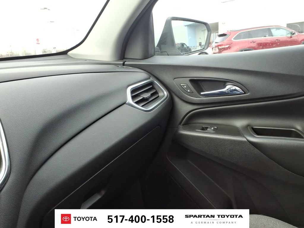 Used 2020 Chevrolet Equinox LT FWD image 21
