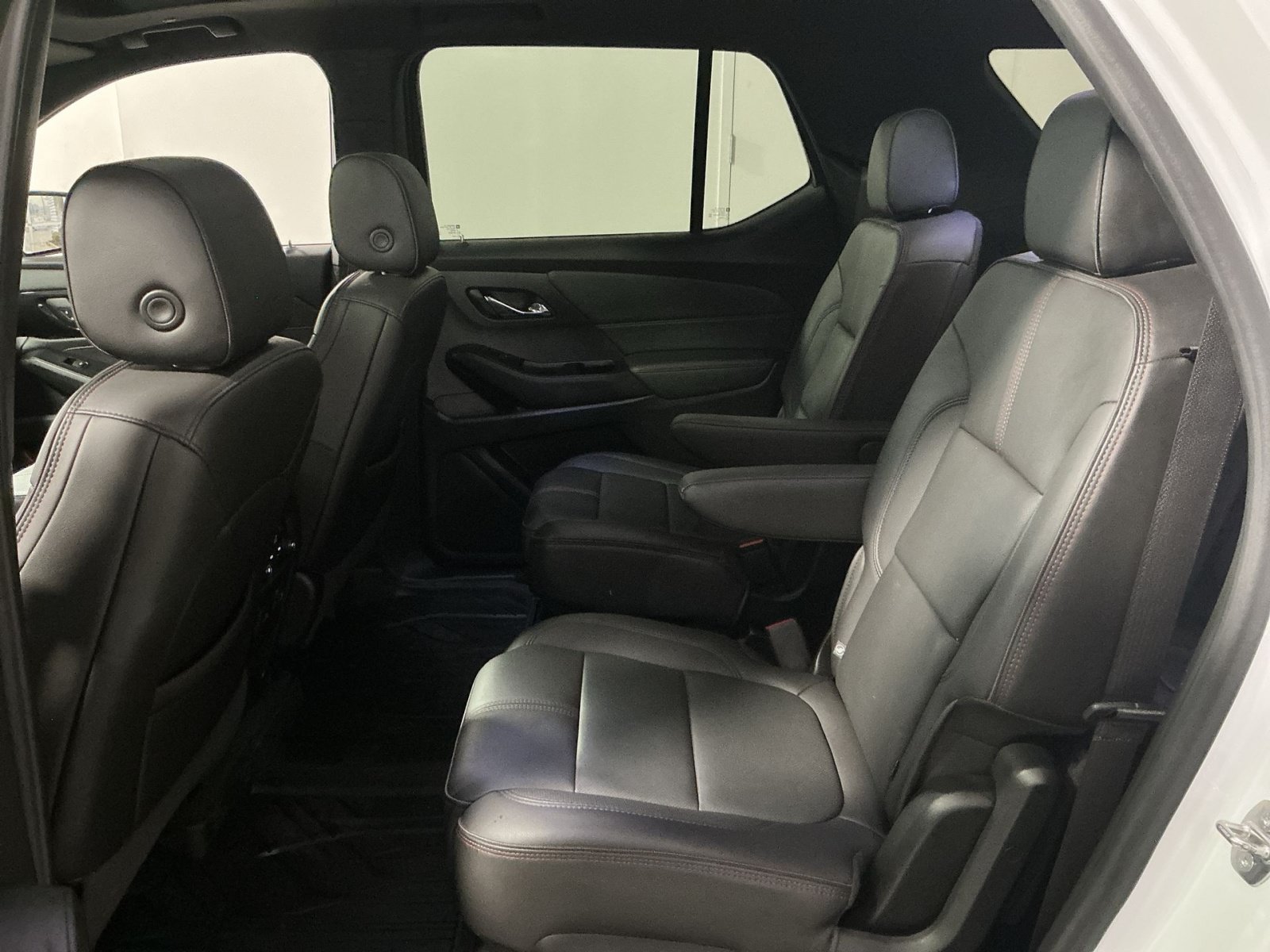 Used 2023 Chevrolet Traverse RS w/ LPO, Floor Liner Package AWD/4WD image 25