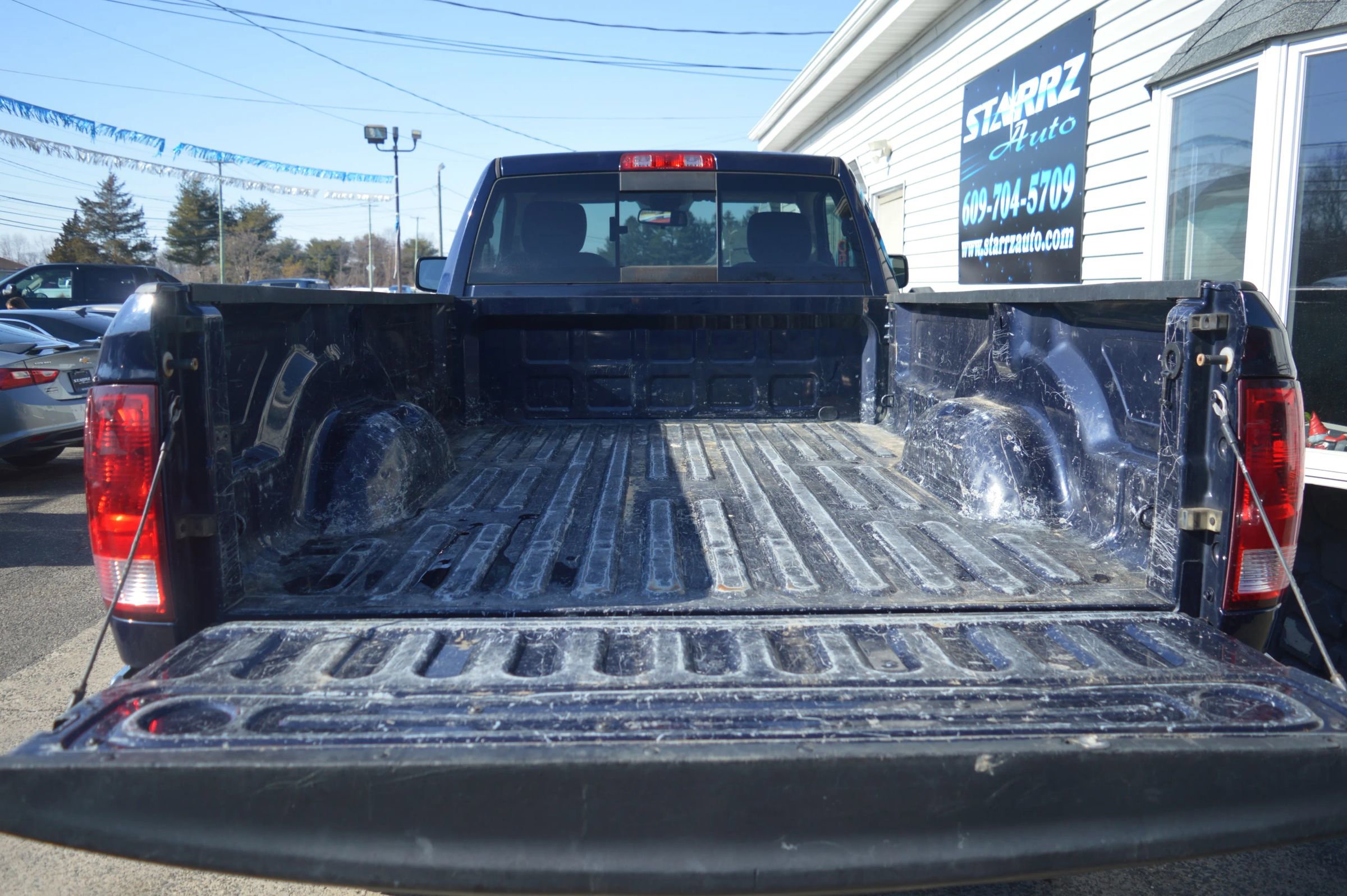 Used 2014 RAM 2500 SLT w/ Popular Equipment Group image 9