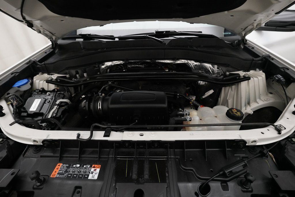 Used 2020 Ford Explorer Limited w/ Class III Trailer Tow Package image 3