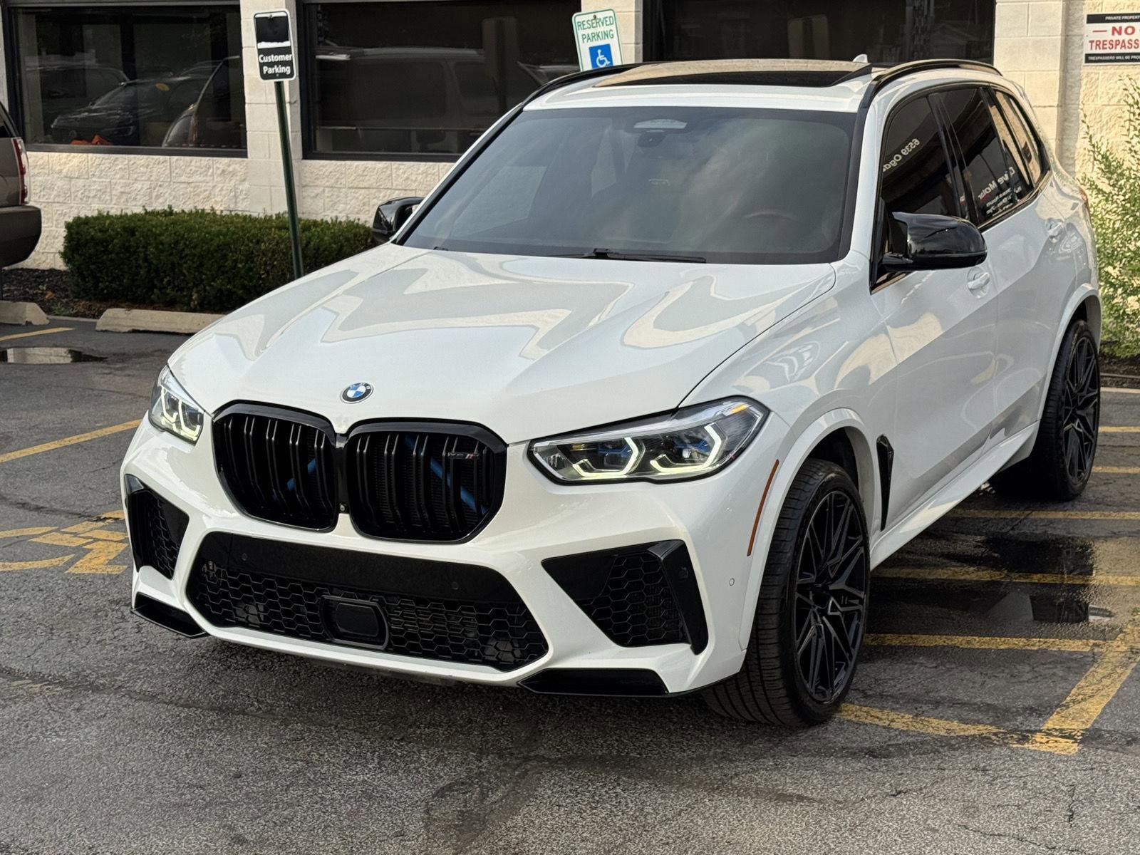 Used 2021 BMW X5 M w/ Competition Package AWD/4WD image 19