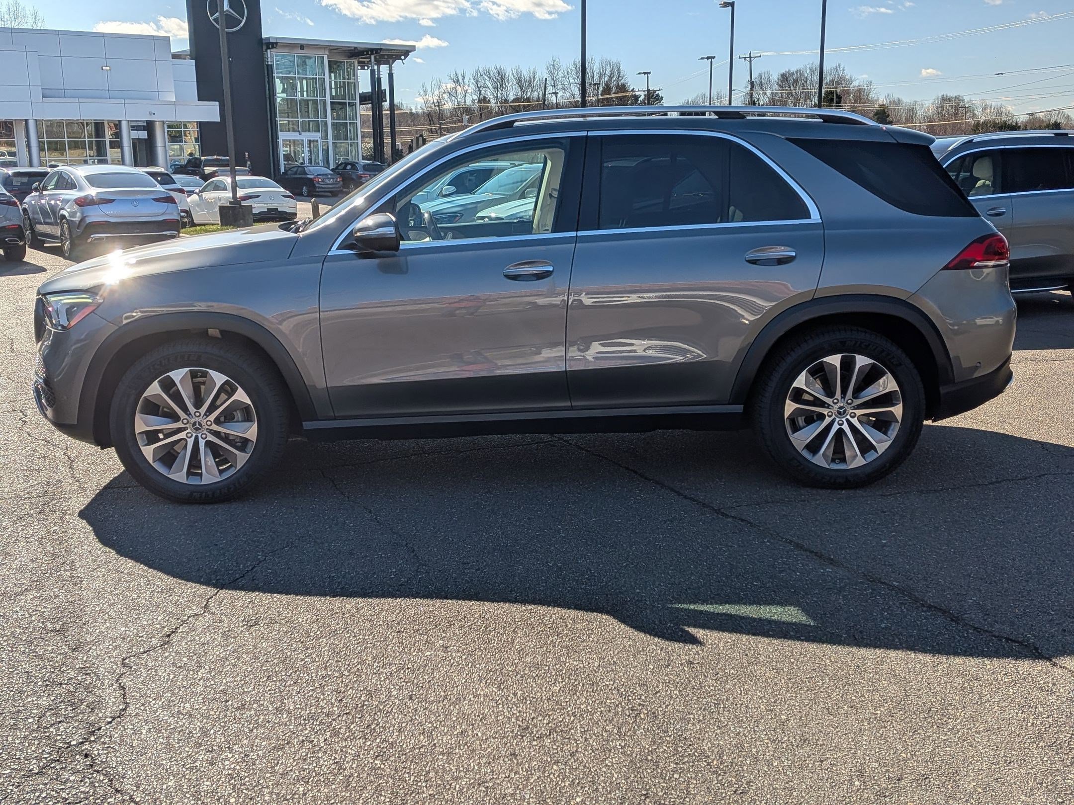 Certified 2023 Mercedes-Benz GLE 450 4MATIC image 6