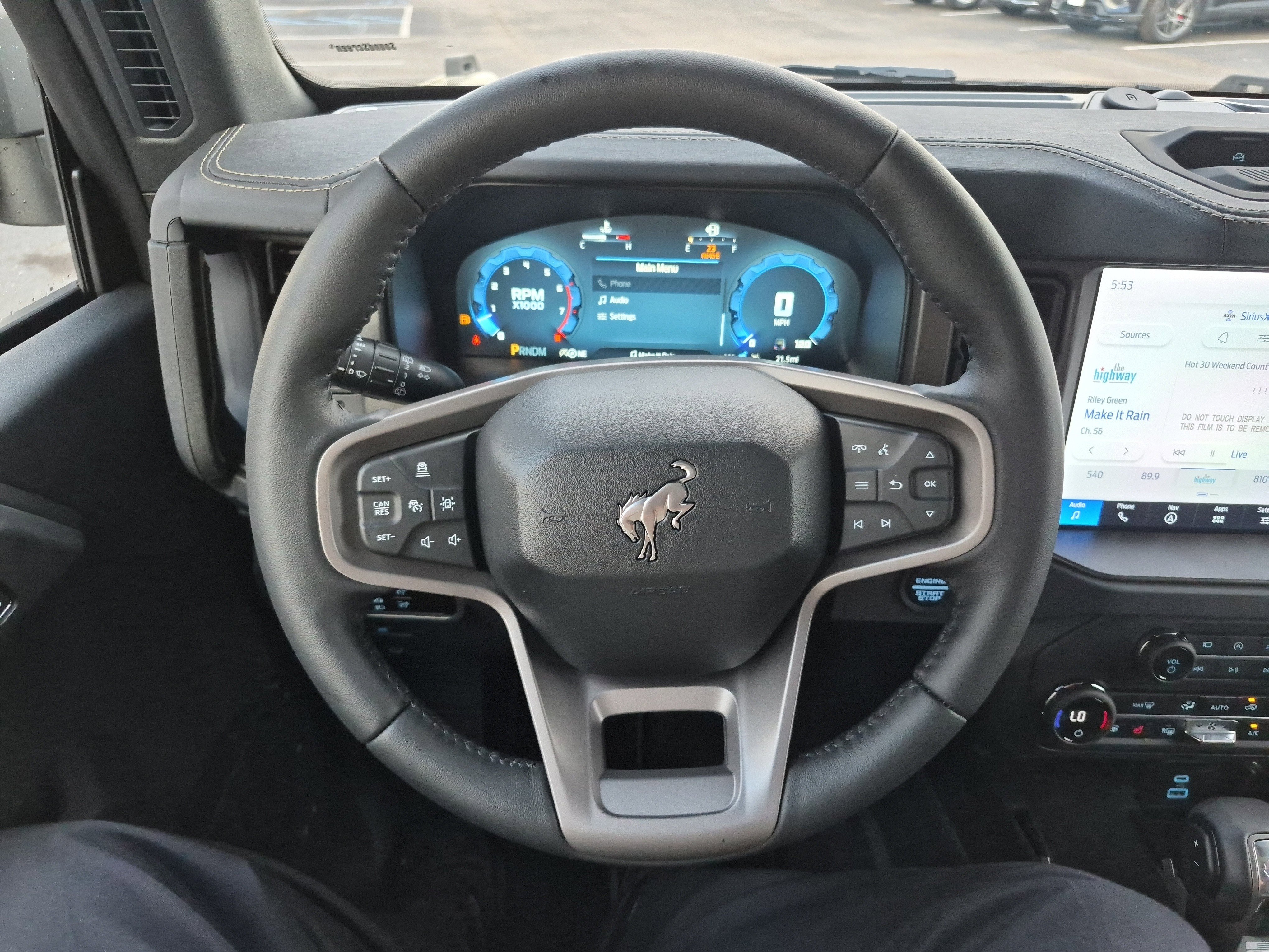 New 2025 Ford Bronco Badlands image 30