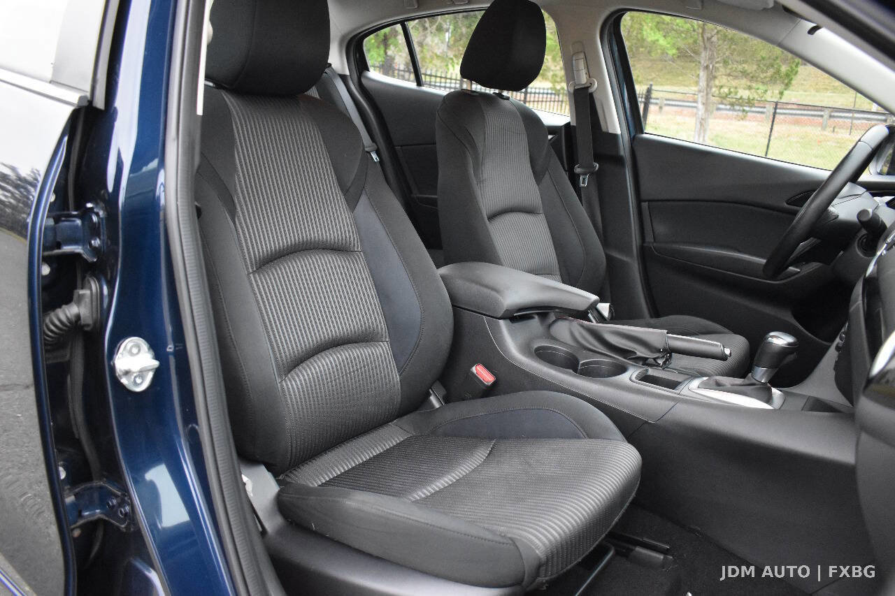 Used 2014 MAZDA MAZDA3 i Touring FWD image 13