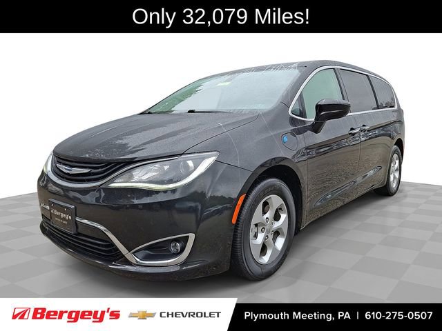 Used 2017 Chrysler Pacifica Touring Plus