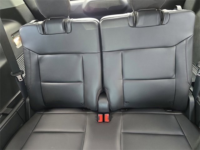 Used 2022 Ford Explorer XLT w/ Equipment Group 202A image 13