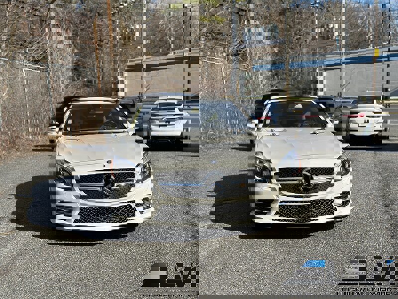 Used 2014 Mercedes-Benz SL 550 image 5