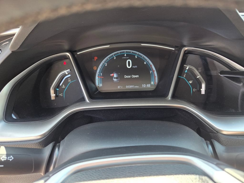 Used 2020 Honda Civic Touring image 32