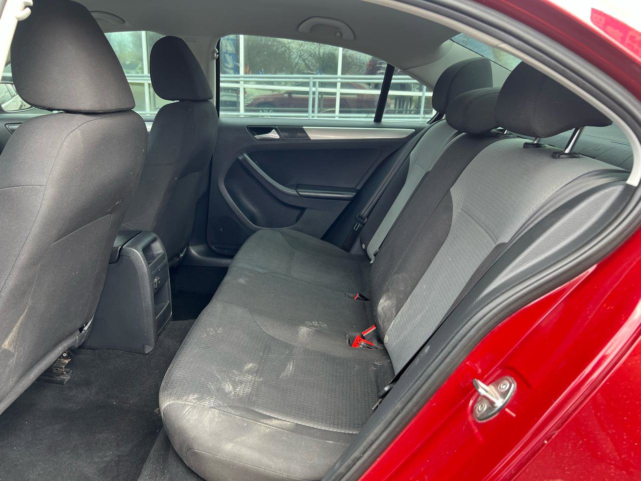 Used 2017 Volkswagen Jetta S image 12