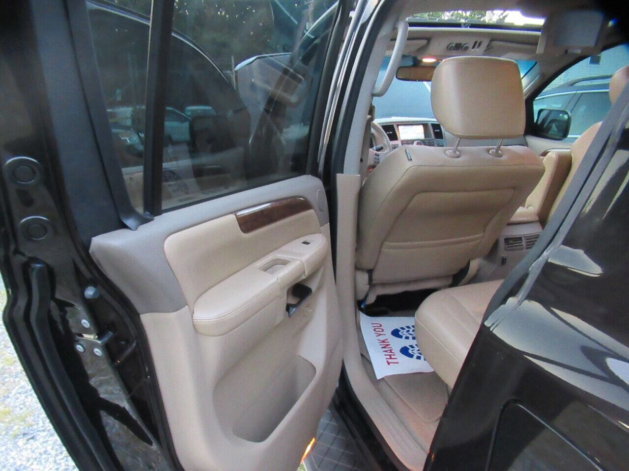 Used 2012 Nissan Armada Platinum image 36