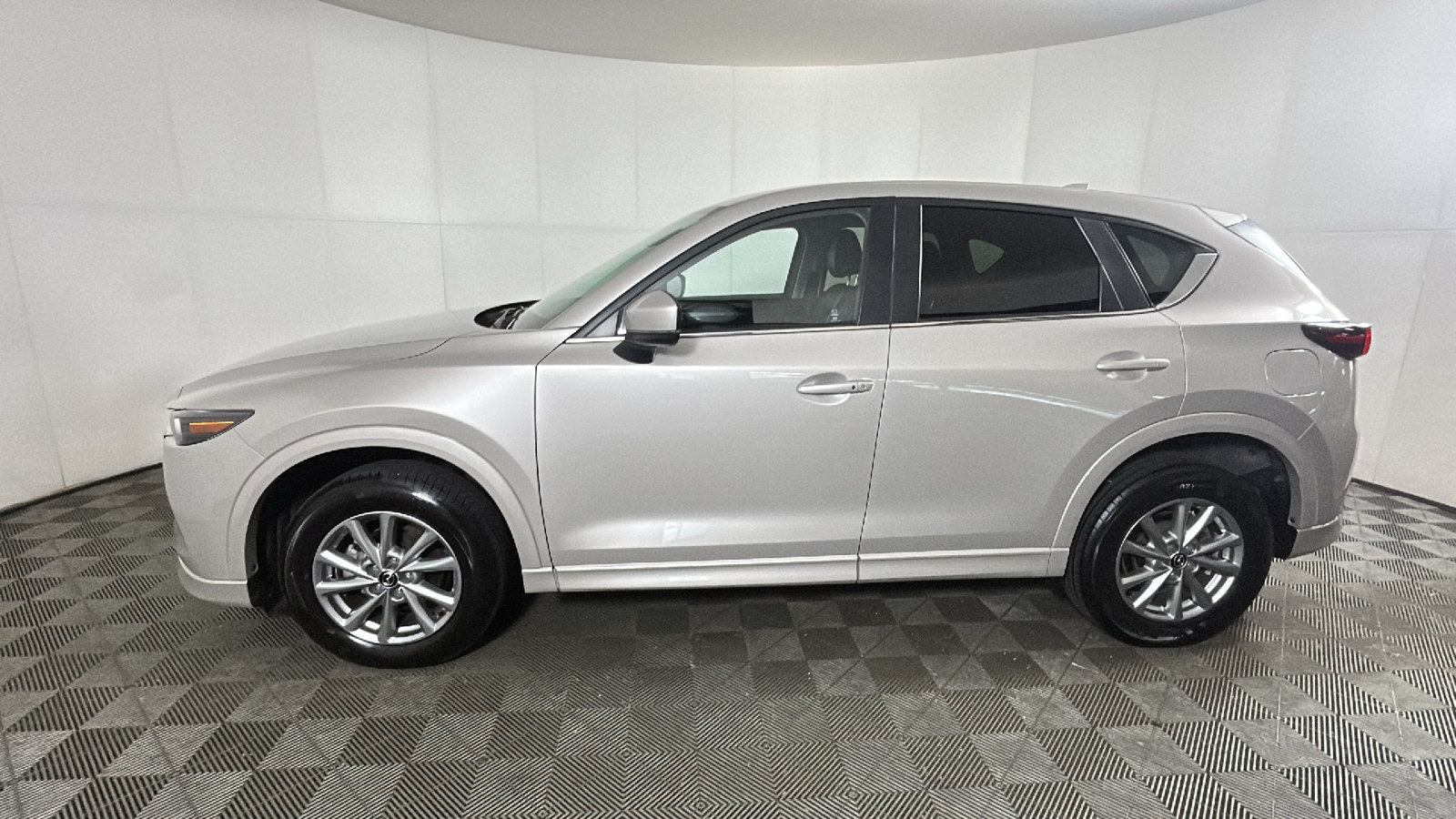 Used 2025 MAZDA CX-5 AWD 2.5 S w/ Select Package image 6