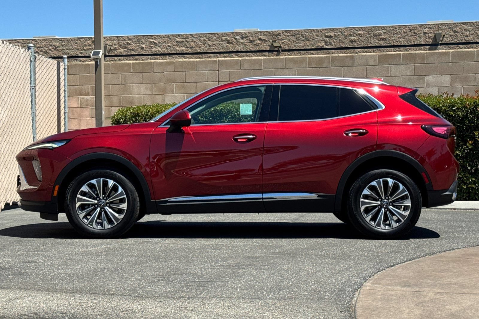 Certified 2024 Buick Envision Preferred AWD/4WD image 7
