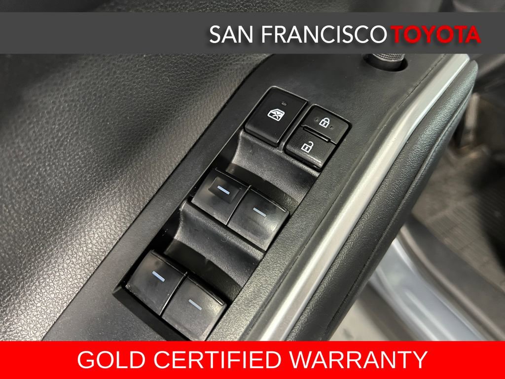 Certified 2024 Toyota Highlander XLE AWD/4WD image 37