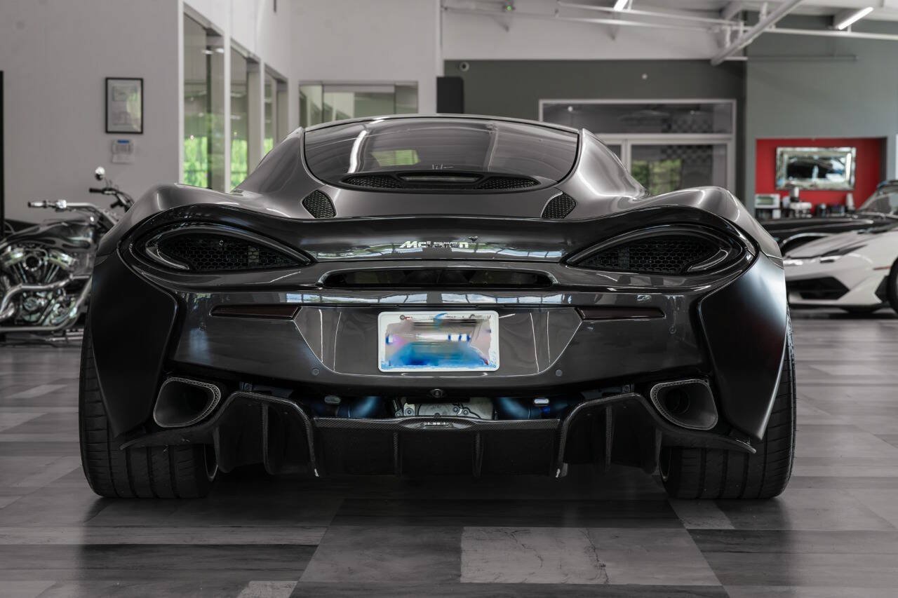 Used 2017 McLaren 570S RWD image 20