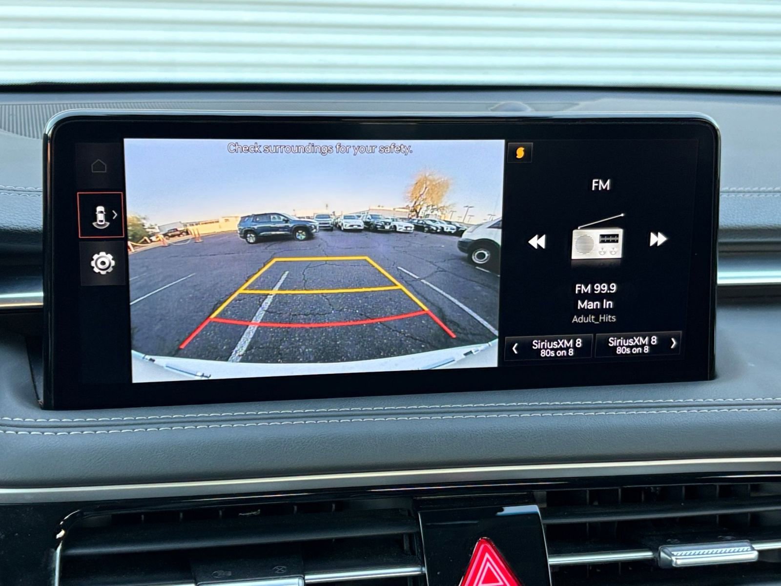 Used 2025 Genesis G70 2.5T image 25