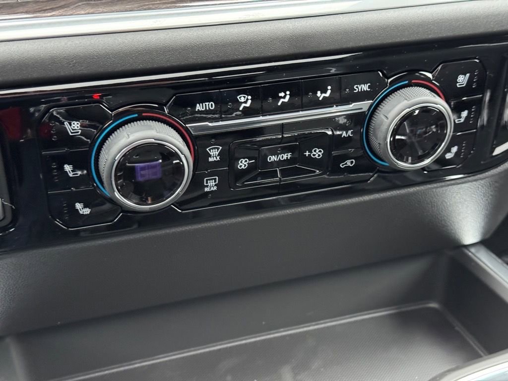 New 2026 Chevrolet Silverado 1500 LTZ w/ Technology Package image 17