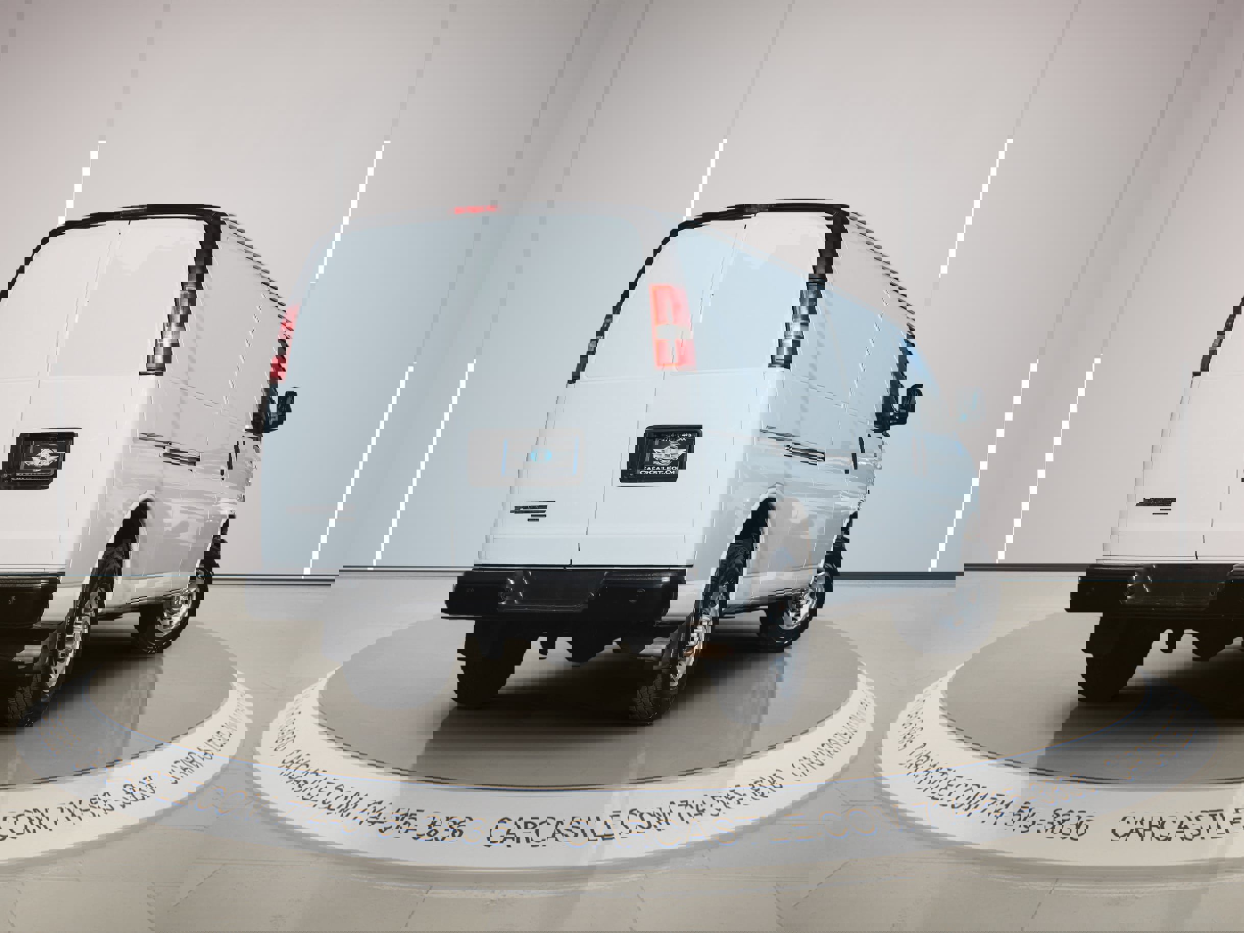 Used 2016 Chevrolet Express 3500 Extended RWD image 5