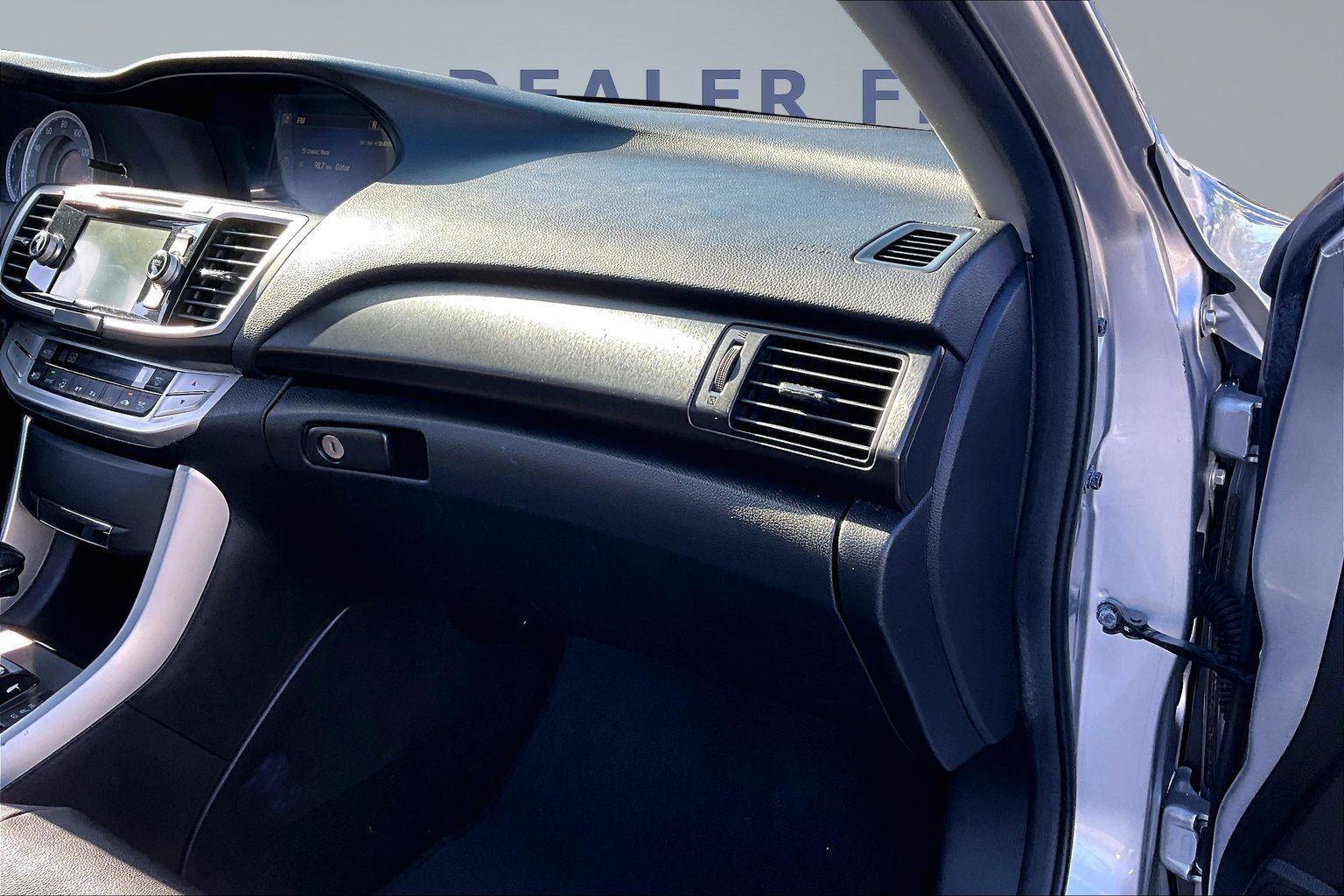 Used 2013 Honda Accord EX-L image 25