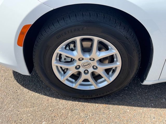 Certified 2022 Chrysler Voyager LX FWD image 8