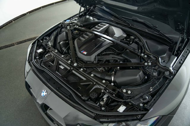 Used 2025 BMW M3 Competition w/ Executive Package AWD/4WD image 28