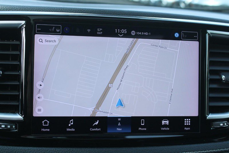 Used 2023 Chrysler Pacifica Limited FWD image 22