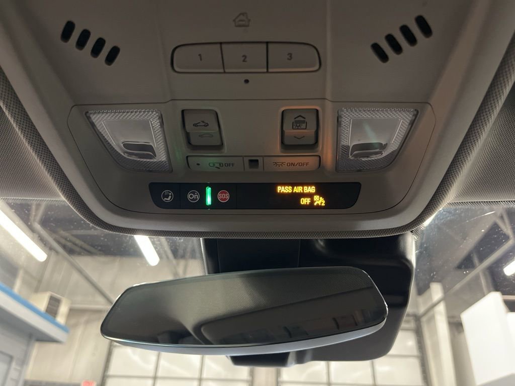 Used 2021 Cadillac XT4 Premium Luxury w/ Cold Weather Package image 33