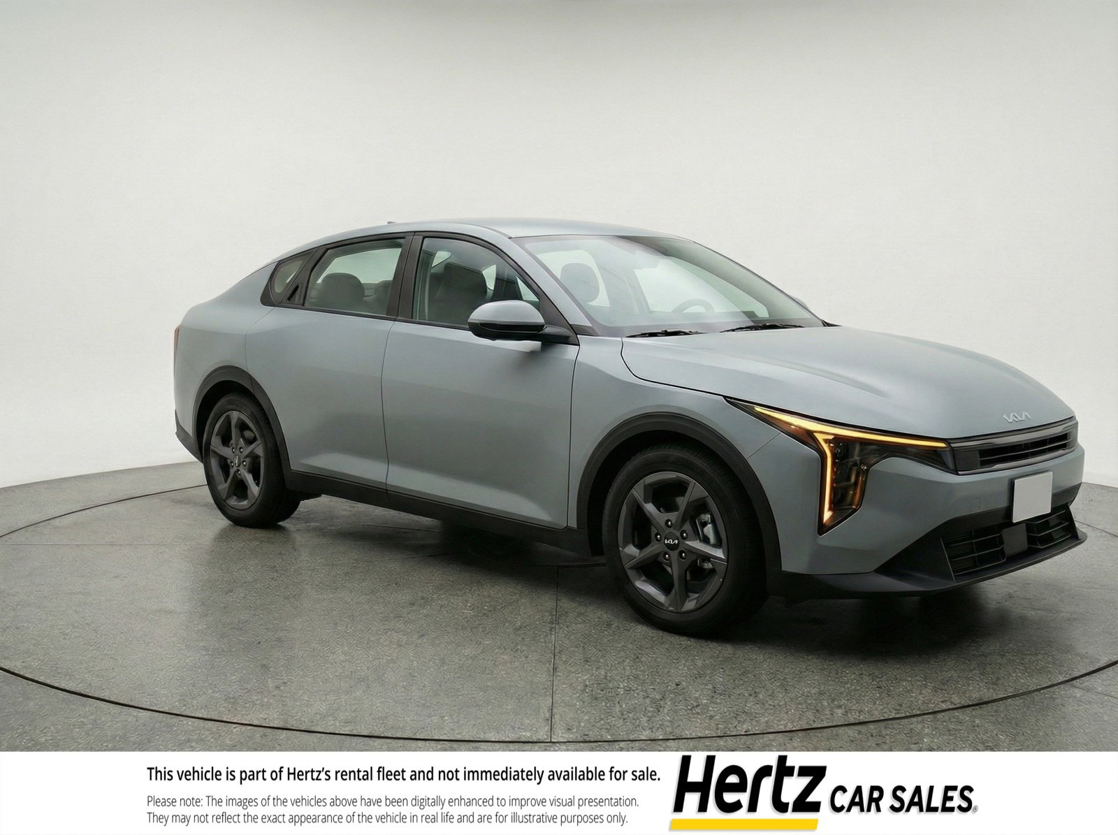 Used 2025 Kia K4 LXS image 1