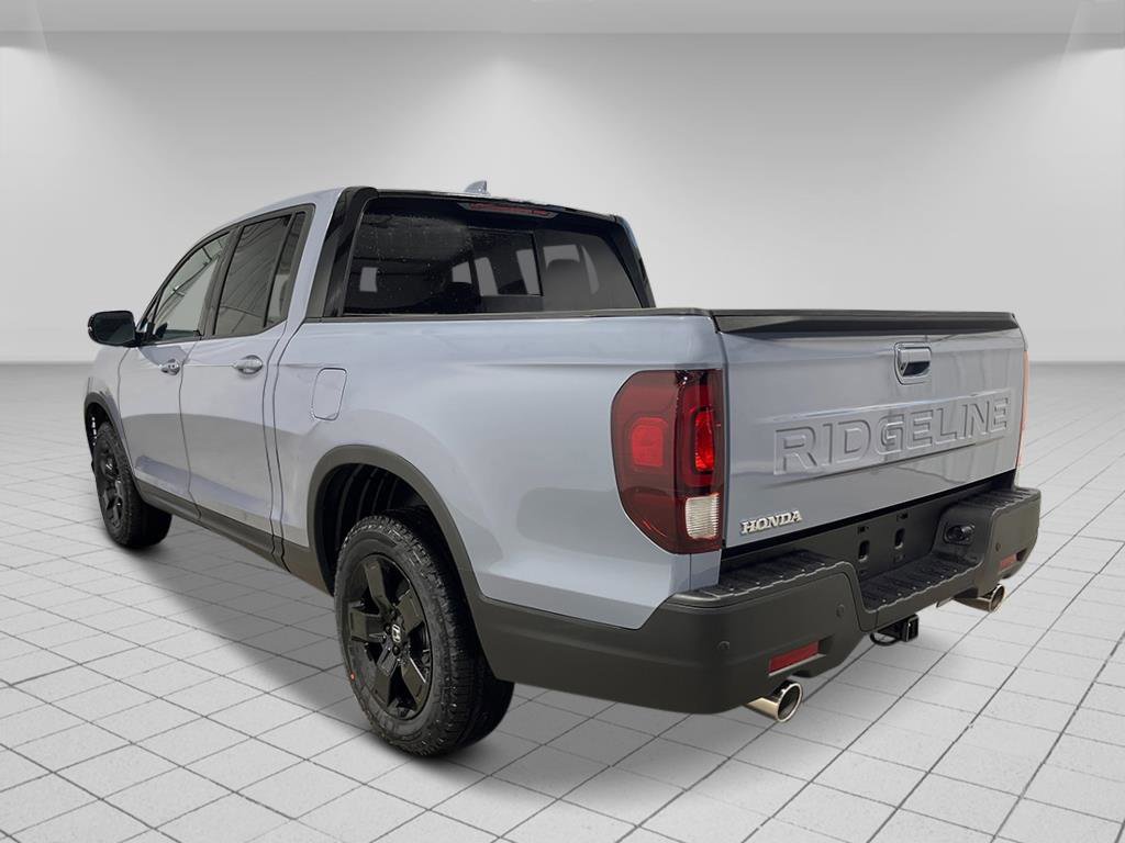 New 2026 Honda Ridgeline Black Edition image 3
