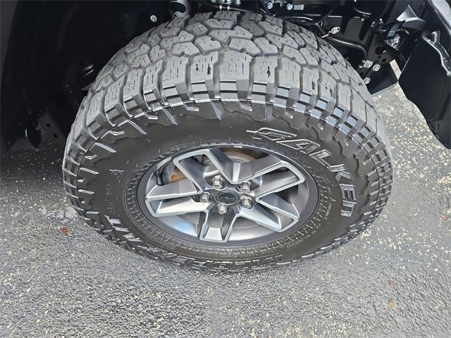 Used 2024 Jeep Gladiator Mojave w/ Safety Group image 9