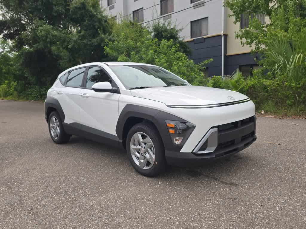 New 2027 Hyundai Kona SE FWD image 8