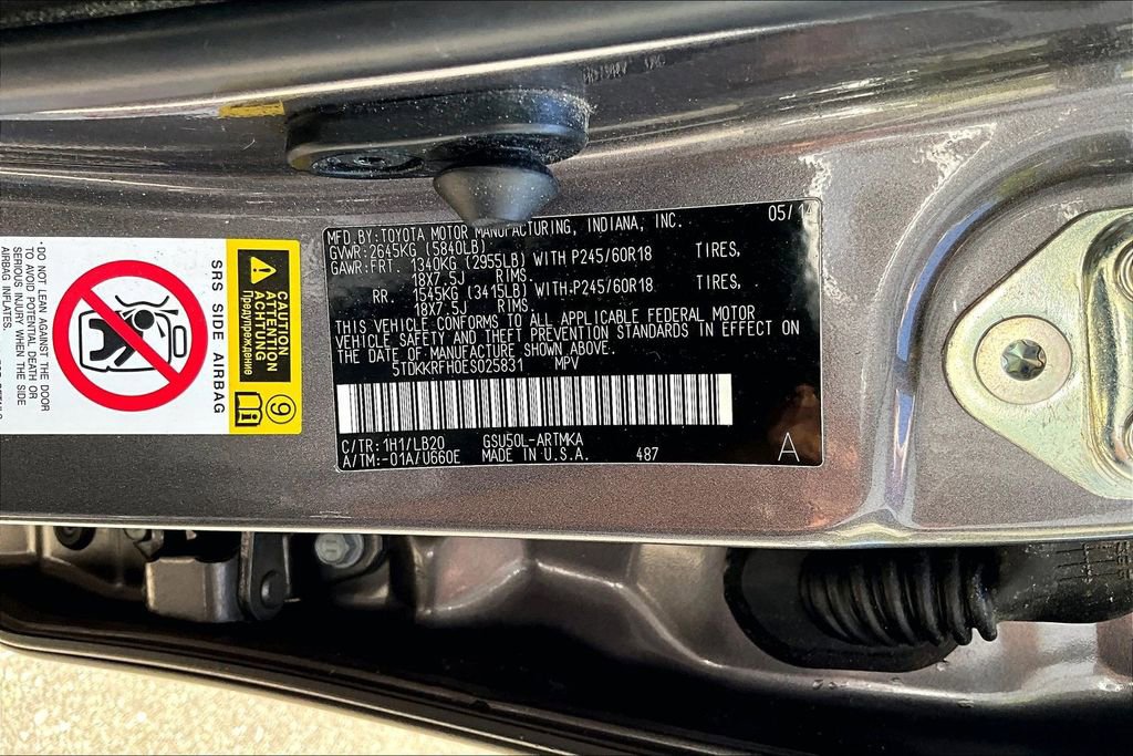 Used 2014 Toyota Highlander XLE image 14