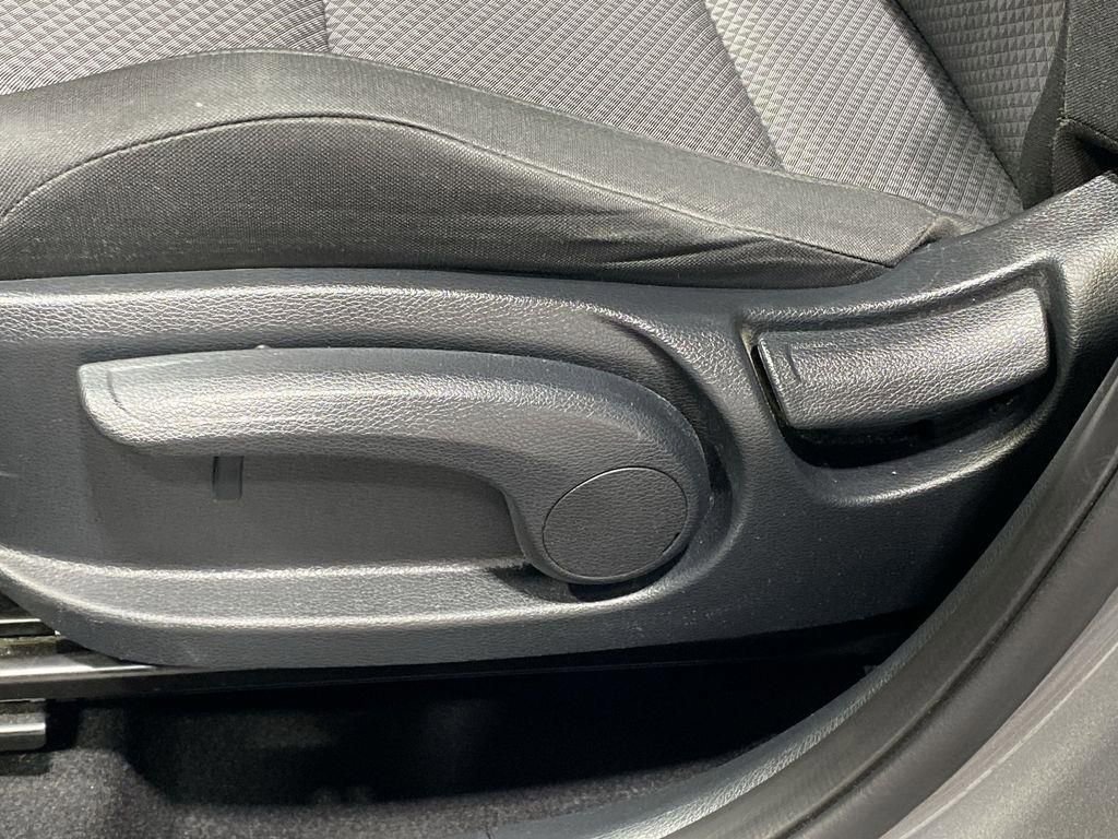 Used 2024 Kia Soul LX w/ Option Group 015 image 14