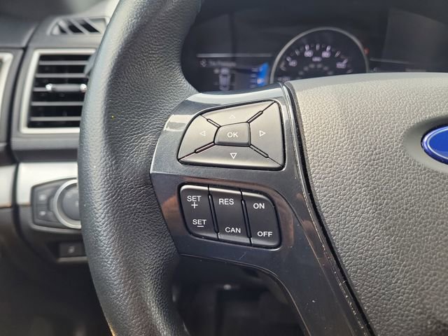Used 2017 Ford Explorer XLT w/ Equipment Group 202A AWD/4WD image 25