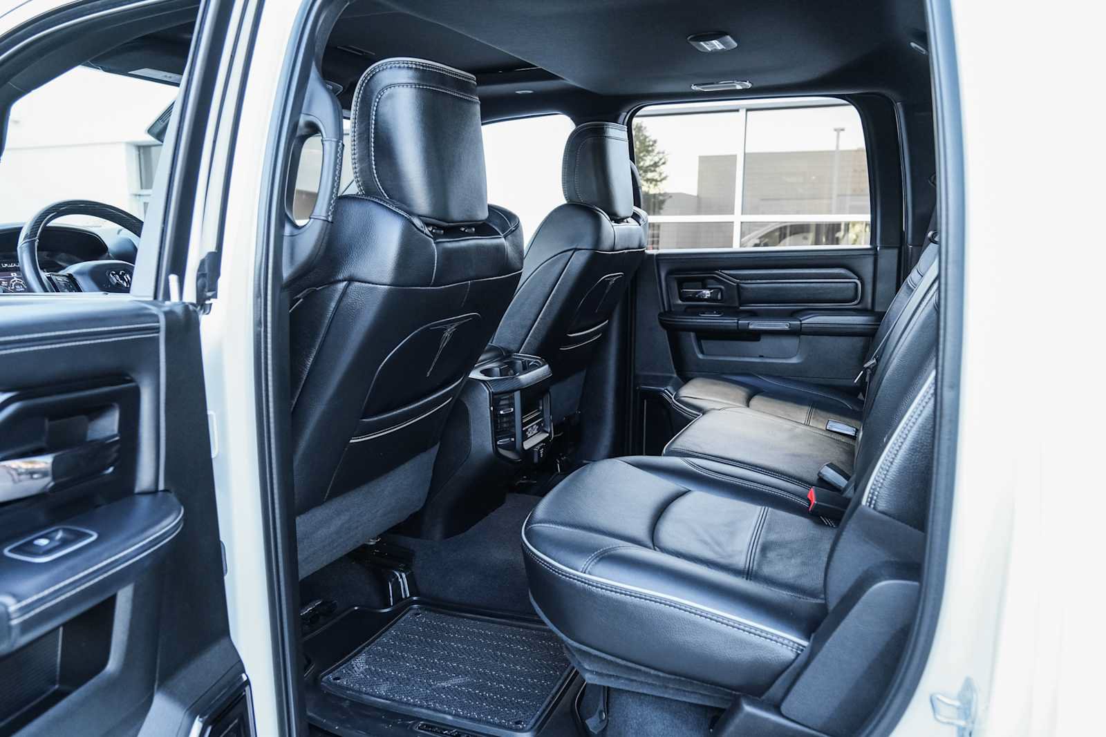 Used 2022 RAM 2500 Limited AWD/4WD image 35