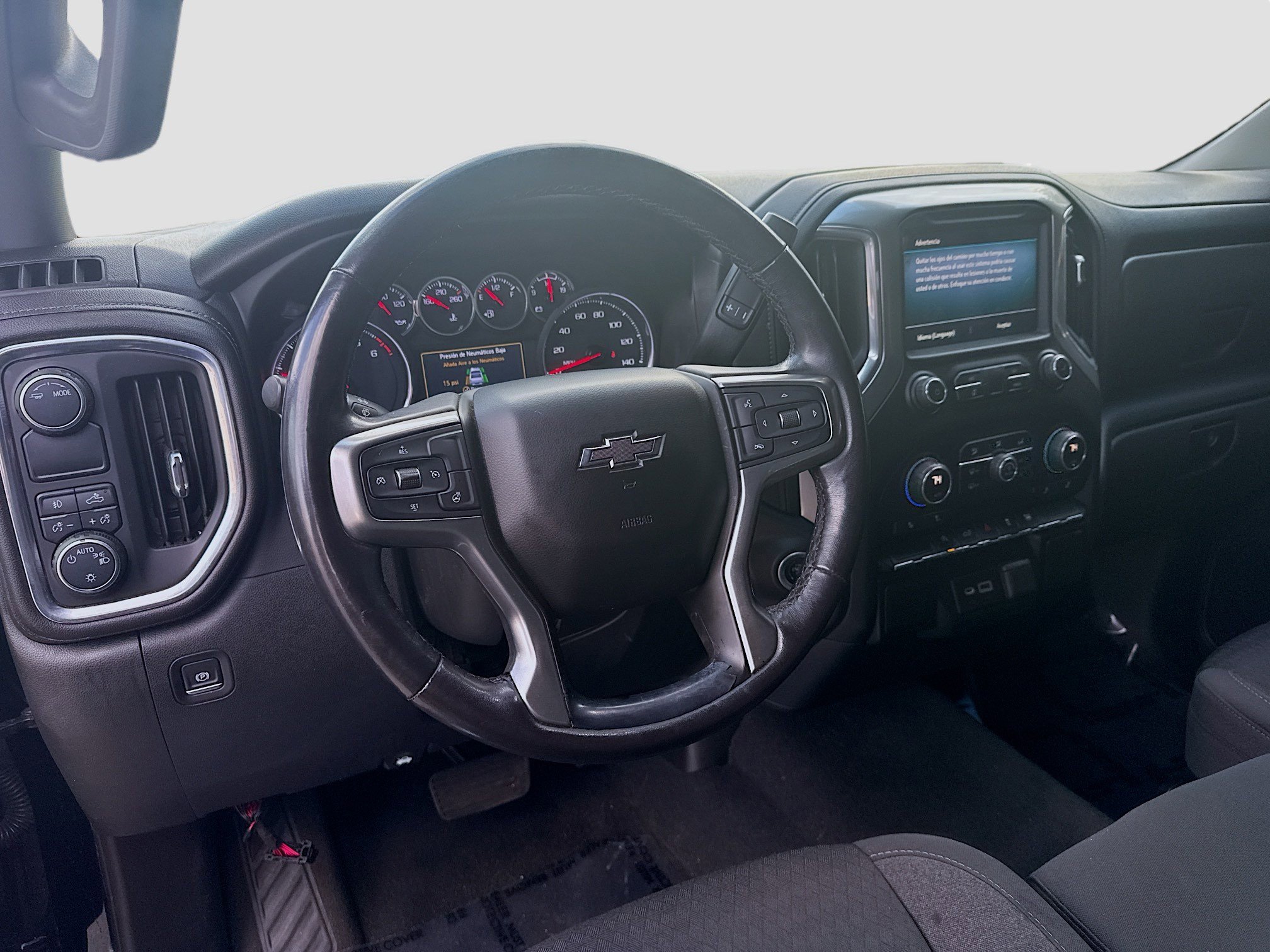 Used 2021 Chevrolet Silverado 1500 RST image 9