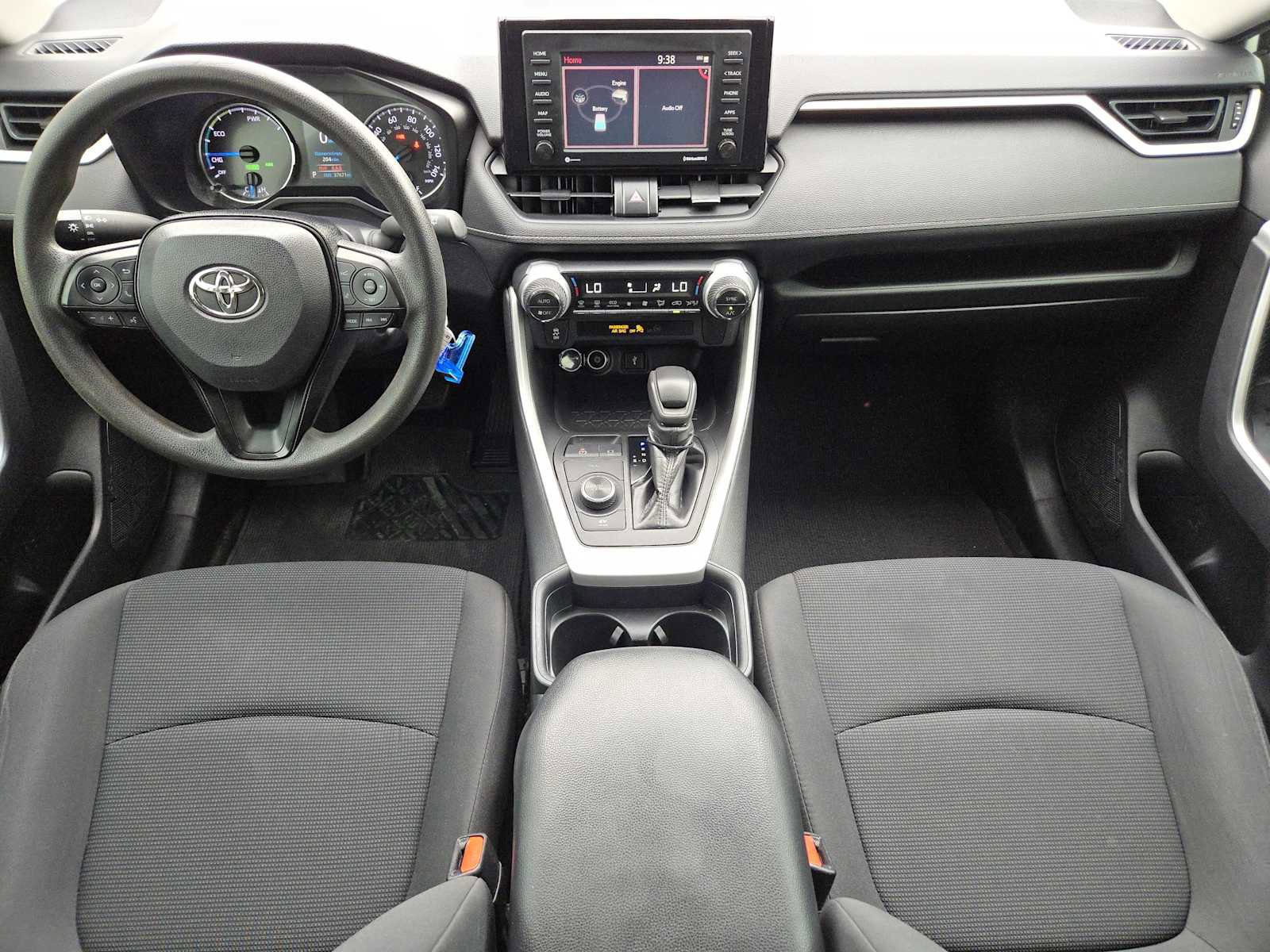 Used 2020 Toyota RAV4 LE image 25