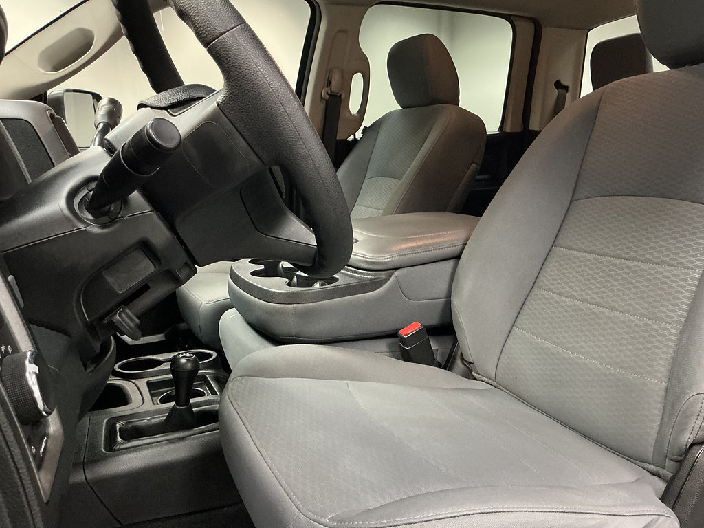 Used 2017 RAM 2500 Tradesman w/ Chrome Appearance Group AWD/4WD image 10
