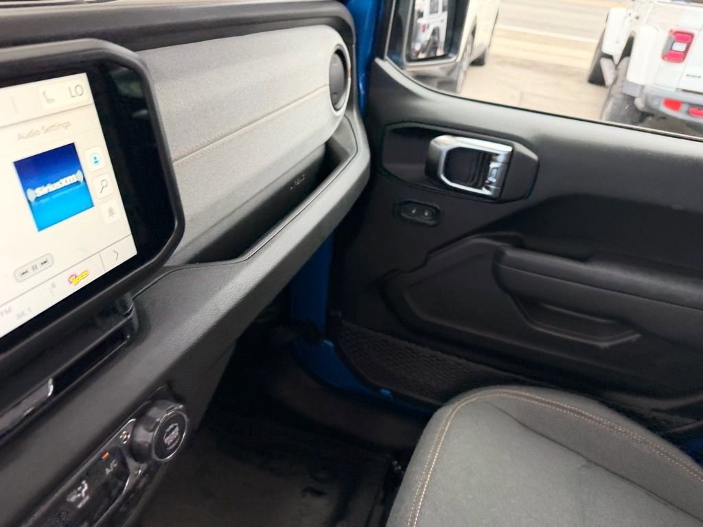 New 2026 Jeep Gladiator Sport image 19