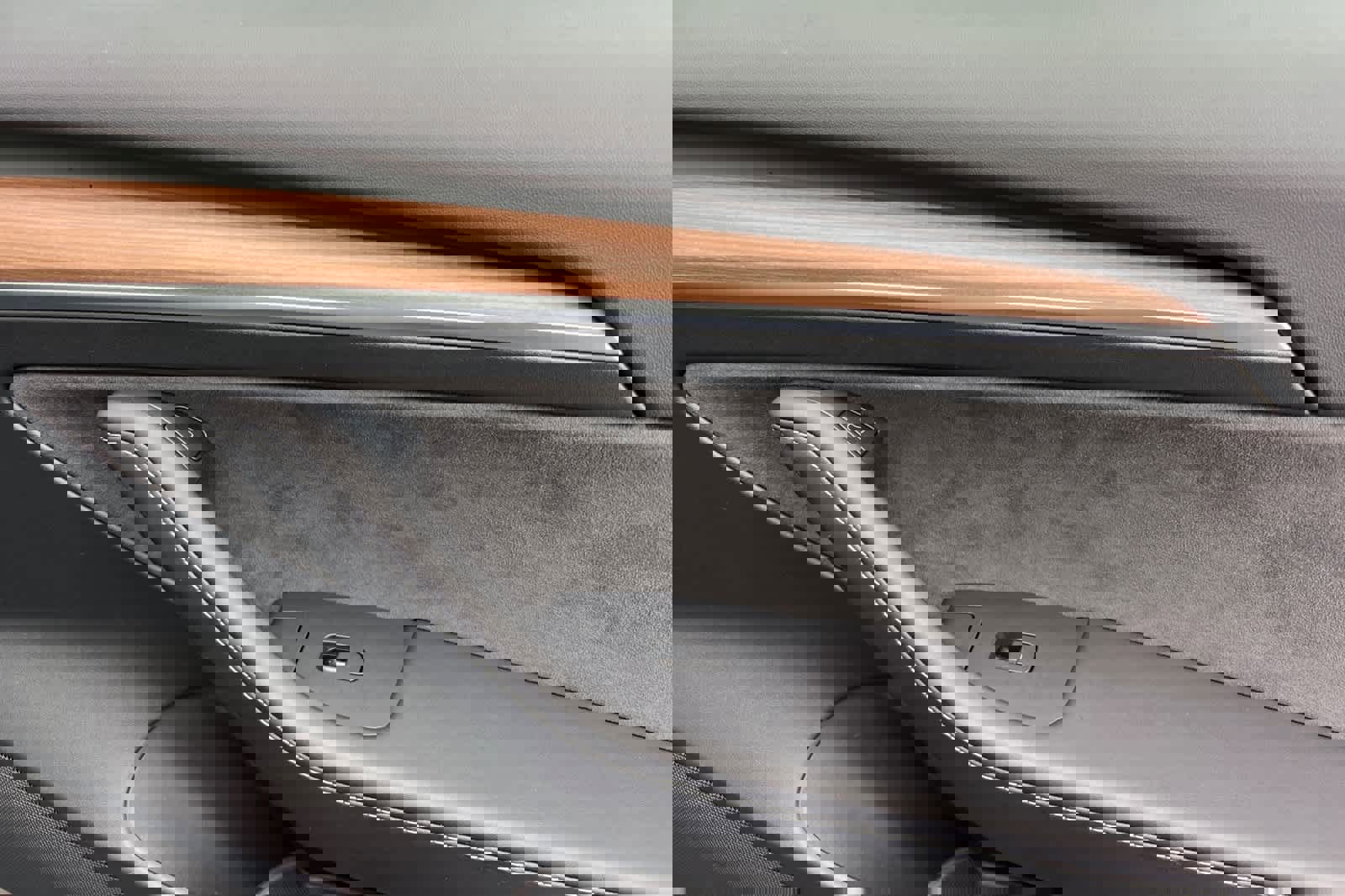 Used 2023 Tesla Model 3 Standard Range image 18