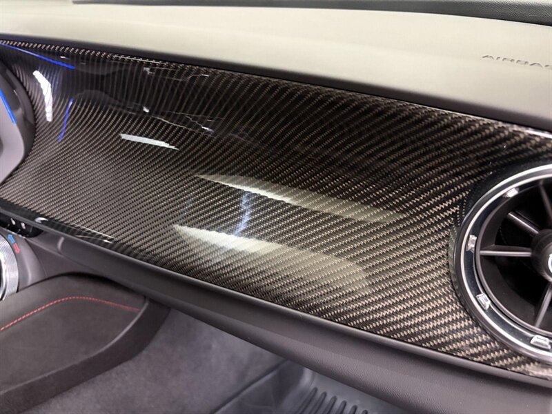 Used 2022 Chevrolet Camaro ZL1 RWD image 33