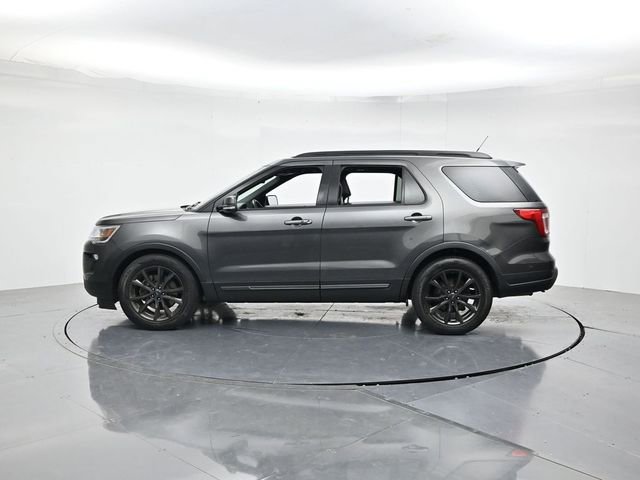 Used 2019 Ford Explorer XLT w/ Equipment Group 202A FWD image 7