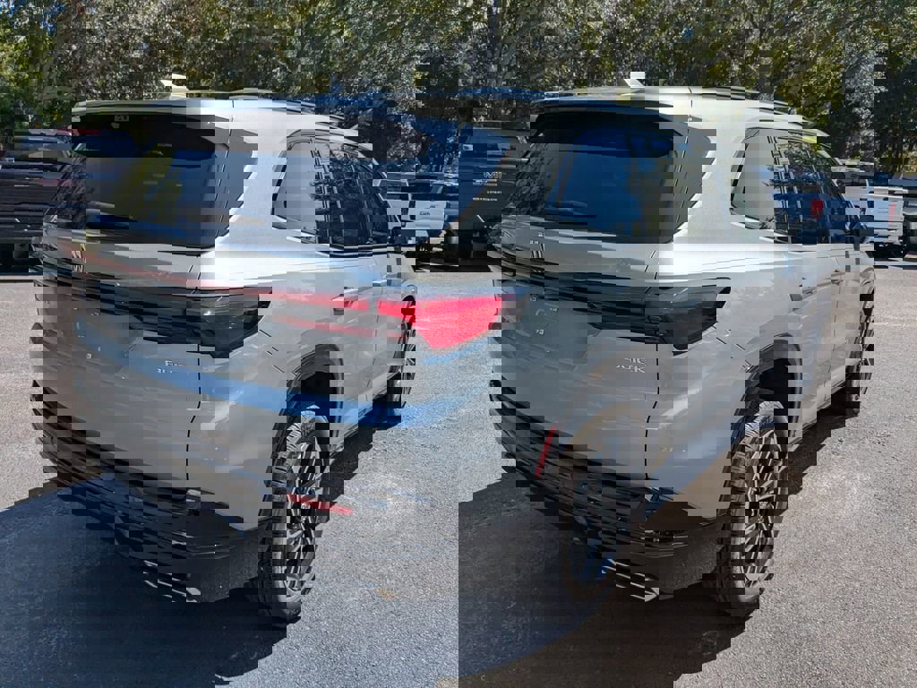 New 2026 Buick Enclave Sport Touring w/ Power Package image 4