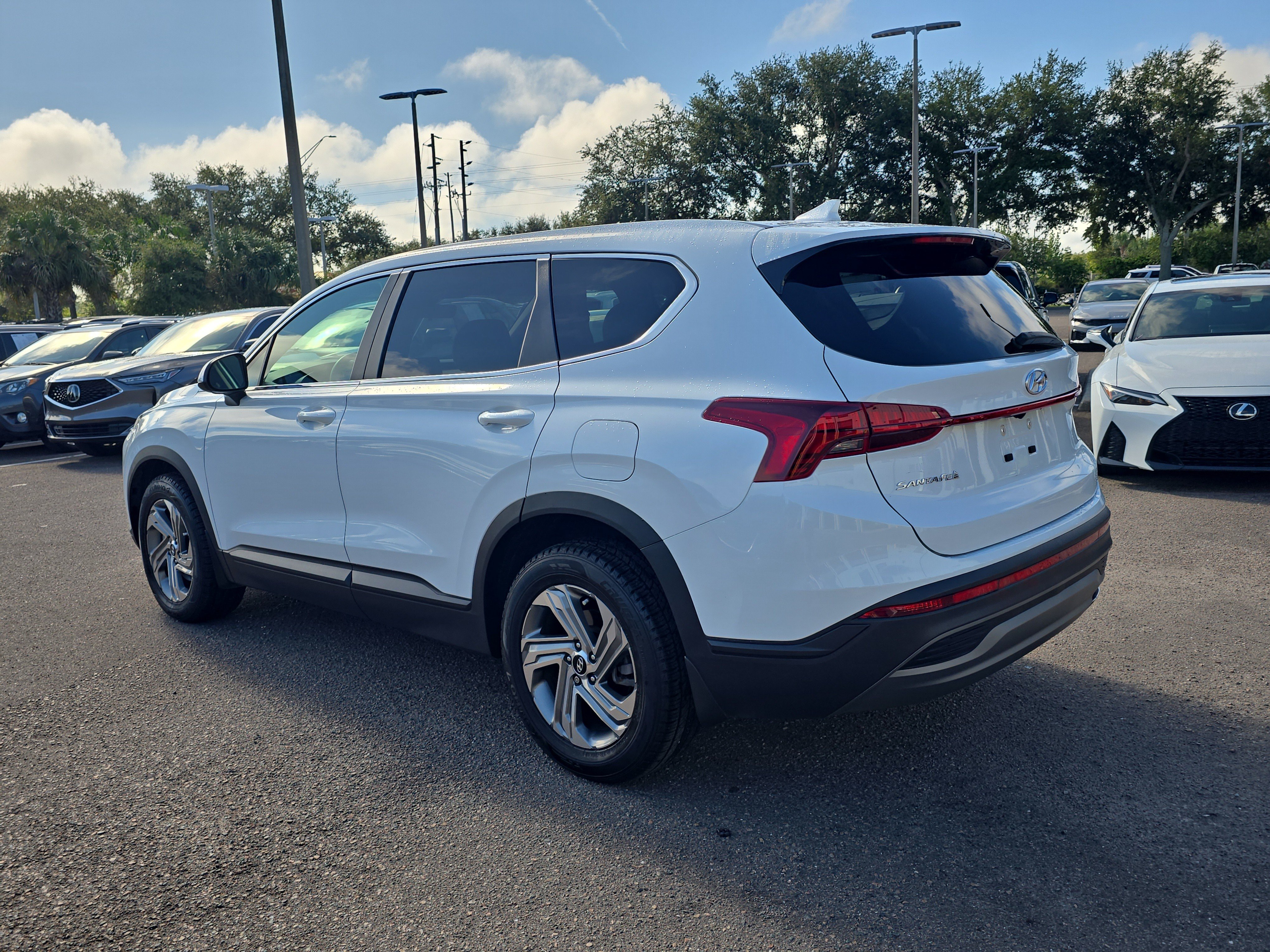 Used 2021 Hyundai Santa Fe SE FWD image 6